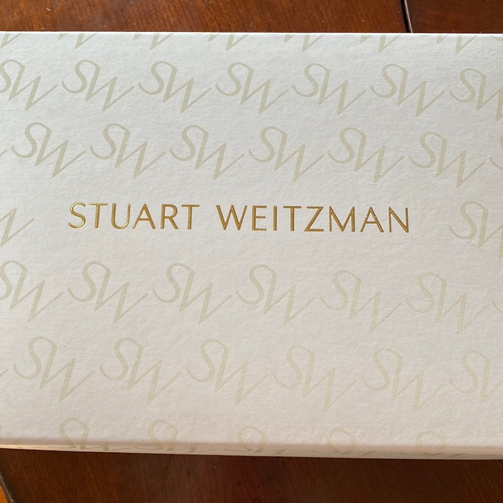 stuart weitzman ollie canvas sneaker size 8 b.  or 38.5 cheetah print.